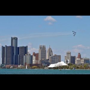 Meet your Posher, Connor